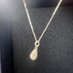 Beautiful Swarovski Heloise necklace